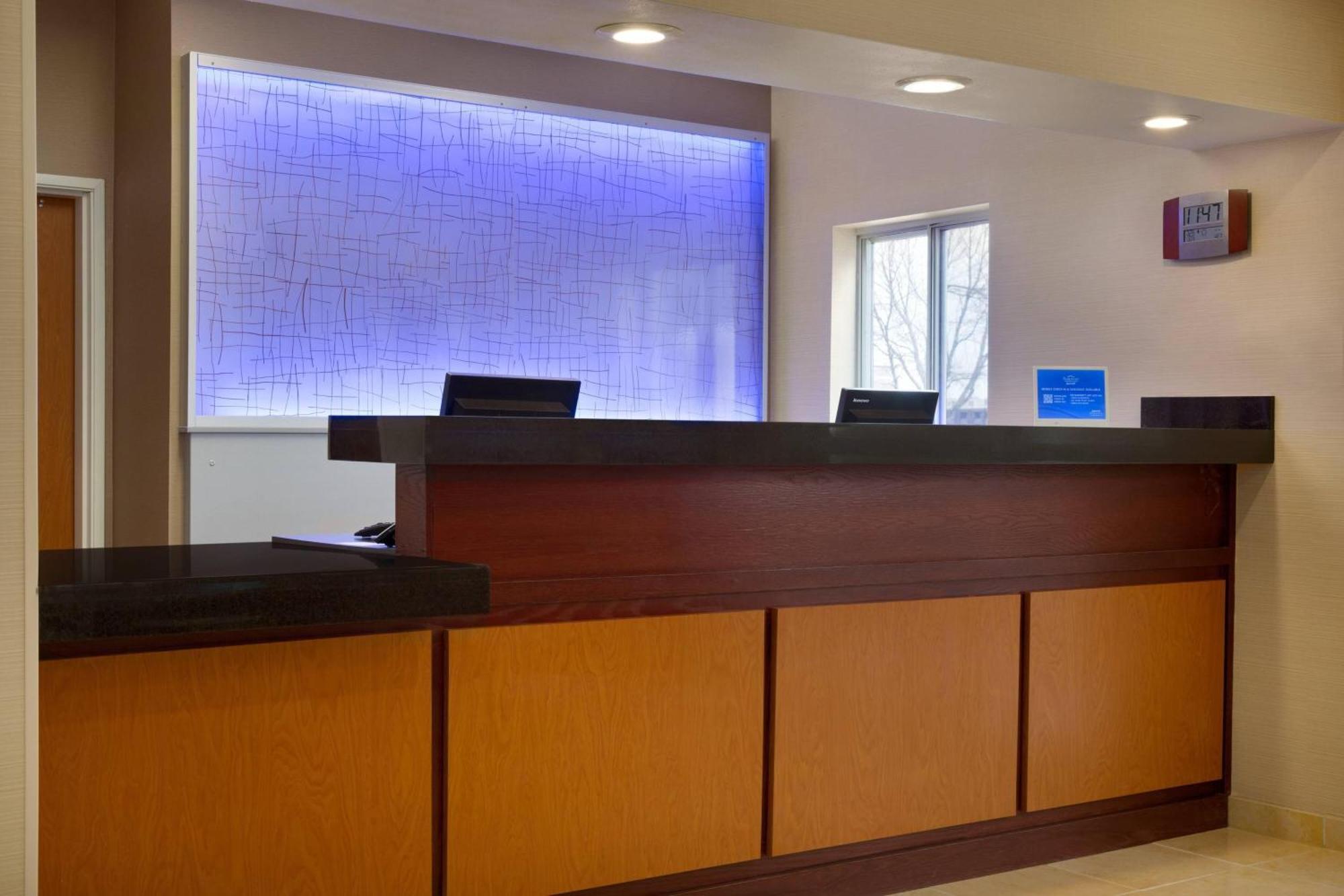 Fairfield Inn & Suites Bismarck South Exterior foto